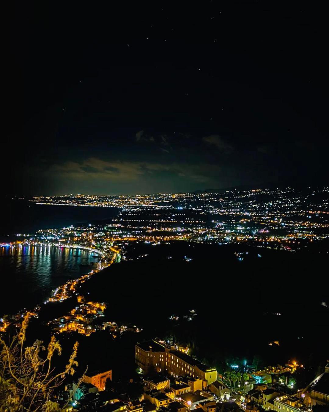 Terrazza Enjoy Apartment Letojanni Bagian luar foto