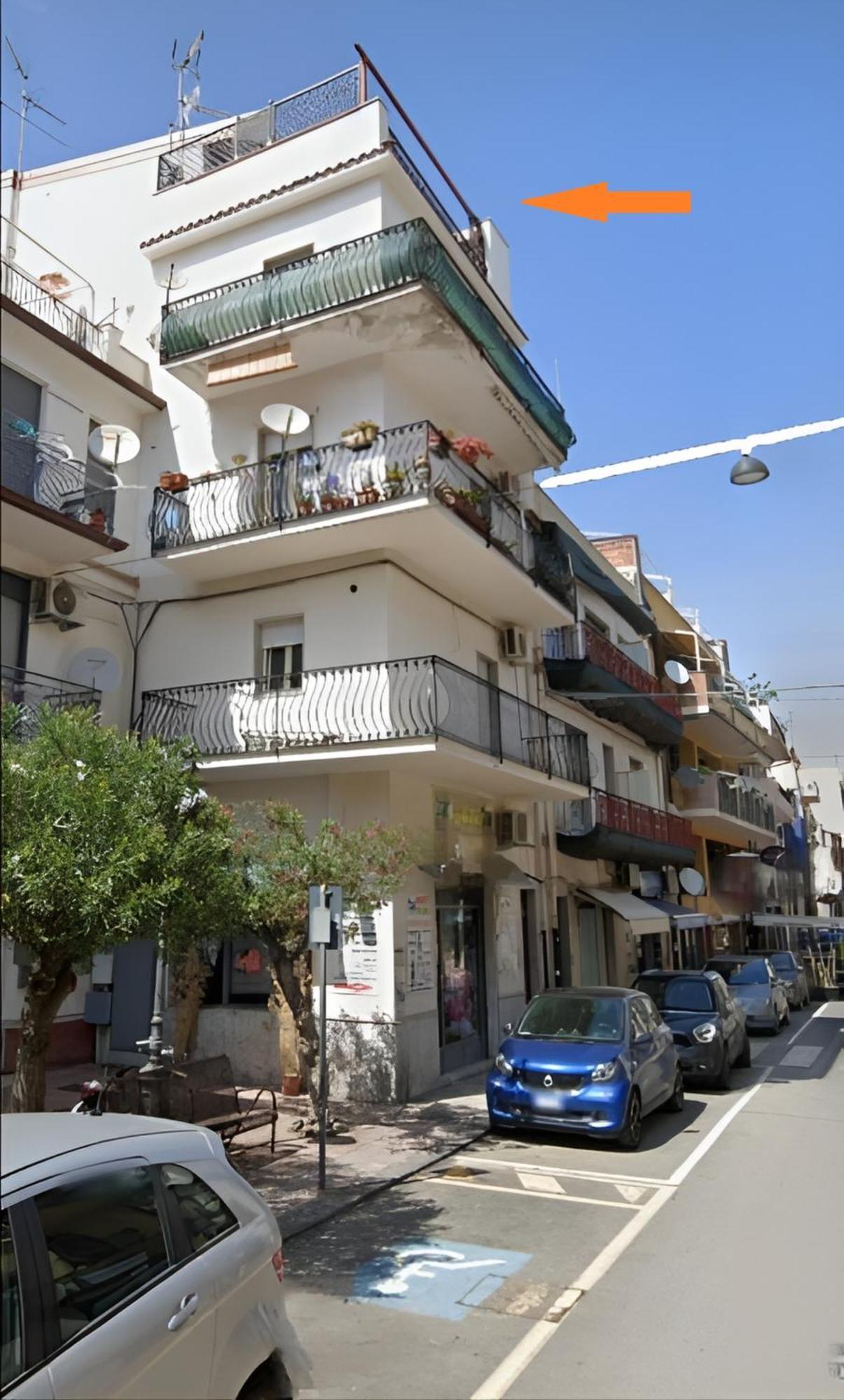 Terrazza Enjoy Apartment Letojanni Bagian luar foto